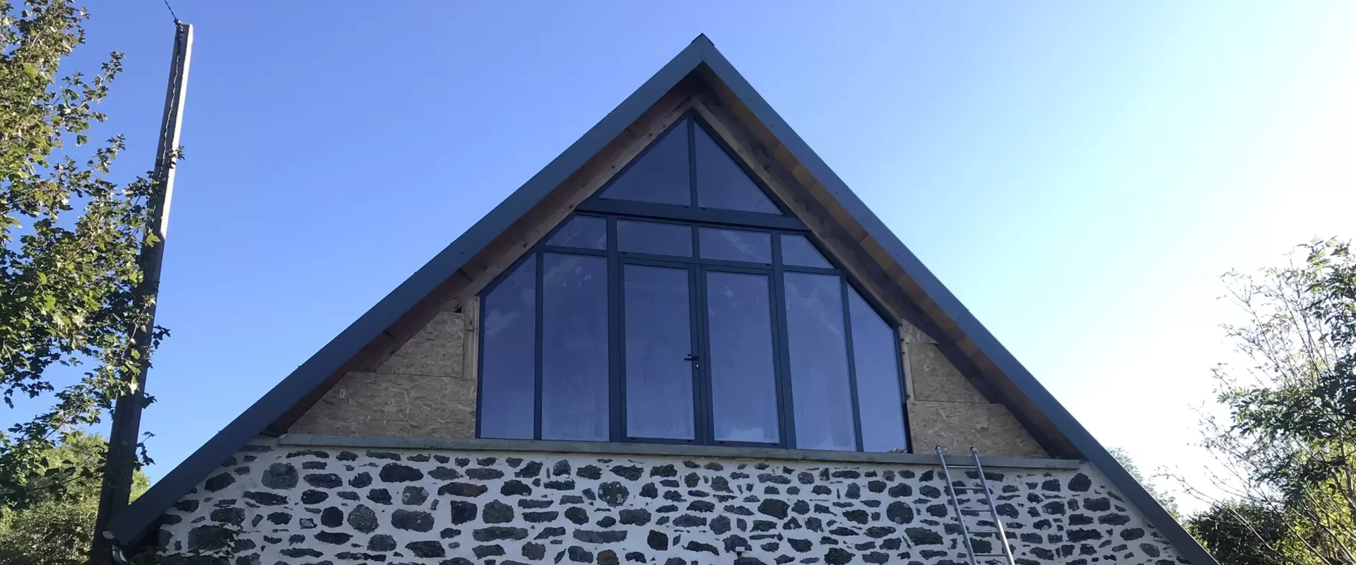 Fenêtres et Portes coulissantes alu et PVC dans le Cantal